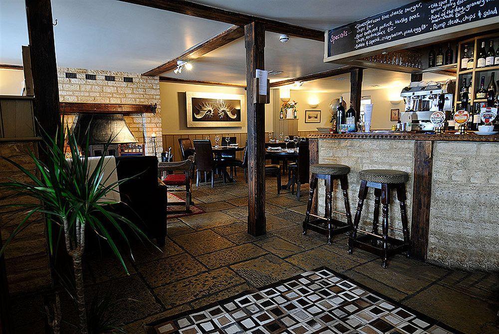 The Chequers Inn Cassington Eksteriør bilde