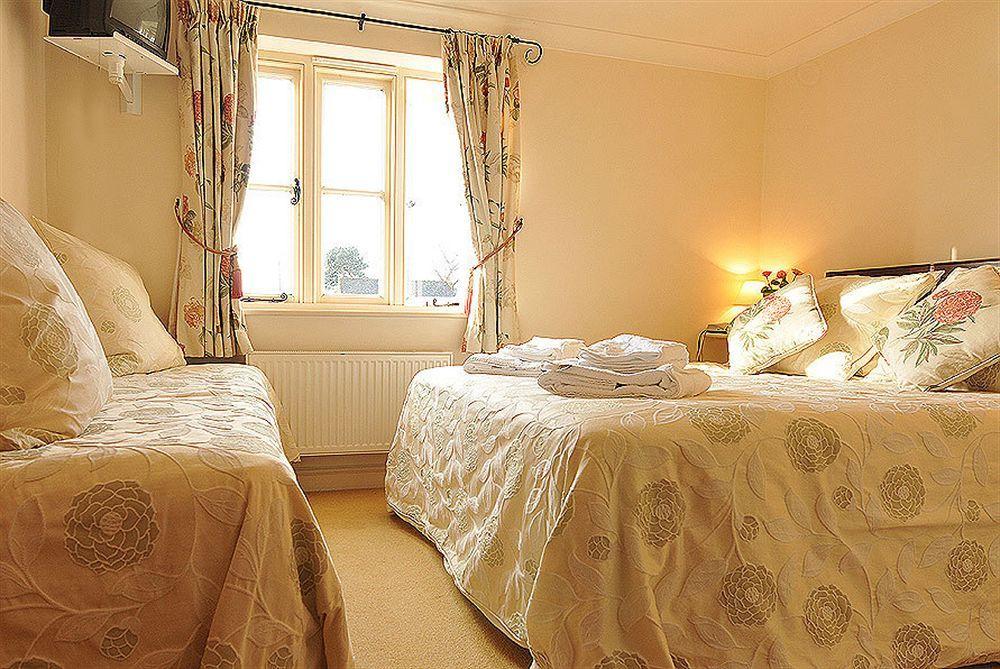 The Chequers Inn Cassington Eksteriør bilde