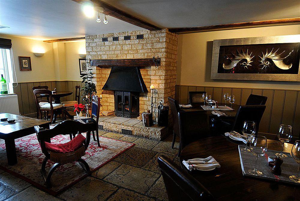The Chequers Inn Cassington Eksteriør bilde